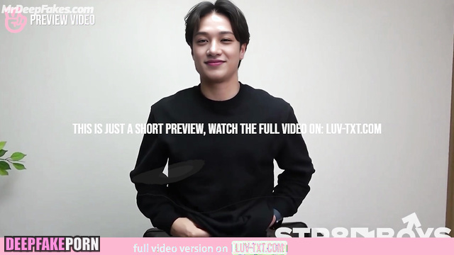 He came to a porn casting and was confused, fake Bang Chan (방찬 스트레이 키즈)