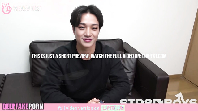 He came to a porn casting and was confused, fake Bang Chan (방찬 스트레이 키즈)
