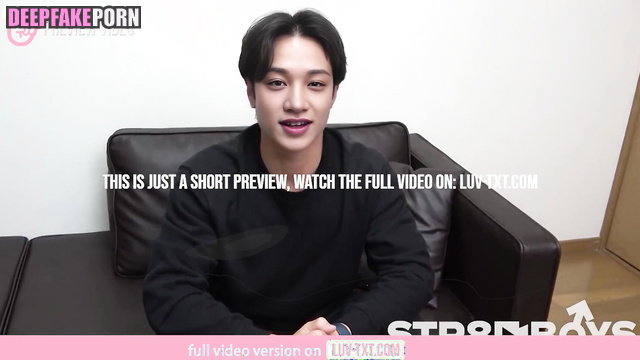 He came to a porn casting and was confused, fake Bang Chan (방찬 스트레이 키즈)