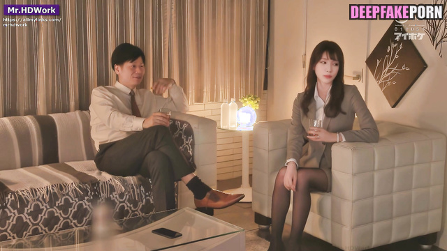 Colleague invited Miyeon to his home to help with a project 조미연 여자 아이들 ai