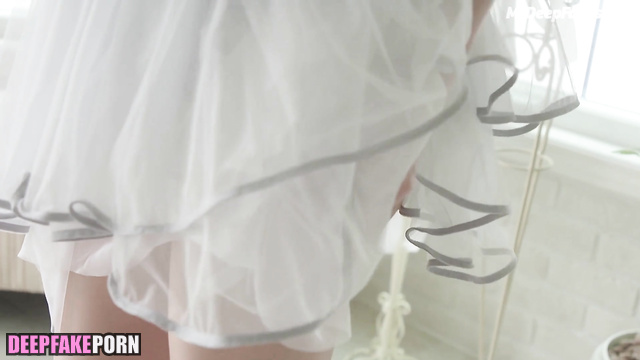 J-pop star Tanaka Miku HKT48 showing her tits - deepfake (田中美久 ディープフェイク)