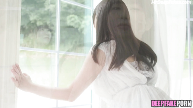 J-pop star Tanaka Miku HKT48 showing her tits - deepfake (田中美久 ディープフェイク)