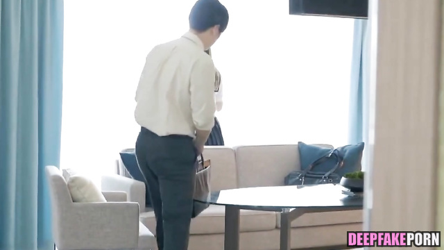 Not BLACK PINK 라리사 마노반 LISA  리사 (태국의 가수) preview