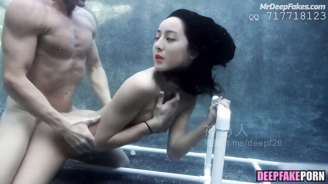 Underwater doggy by deepfake Dilraba Dilmurat // 智能換臉 性别 迪丽热巴 迪力木拉提