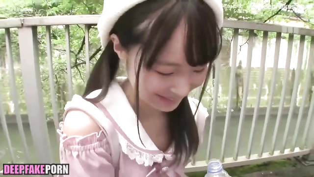 [AKB48] Kubo Satone: sex in a public toilet - deepfake 久保怜音 板野 友美 性別 ディープフェイク