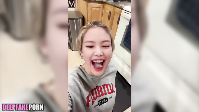 Your sperm is her favorite treat, Jennie in pov sex tape / 제니 블랙핑크 [PREMIUM]