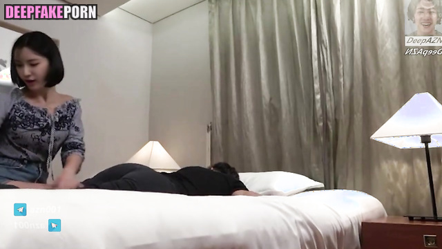 Fake NMIXX  Bae Jin-Sol Gives a massage 배이 엔믹스