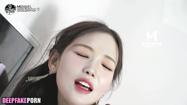 Great protected sex with a condom - Jisun (지선 프로미스나인) deepfake porn [PREMIUM]