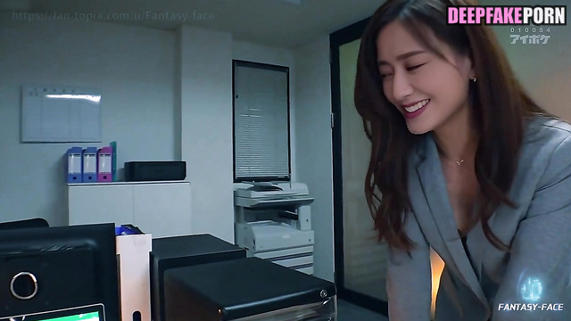 not tong liya office sex preview（完整看简介 假佟丽娅办公室 中字17：46）