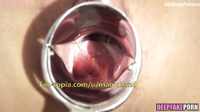 Chinese bdsm sex session of G.E.M. in collar [deepfake] 邓紫棋 智能換臉 性别 中文