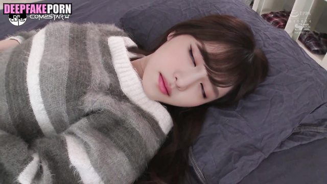 Hot girl Minnie making first blowjob in her life - 민니 여자 아이들 [PREMIUM]