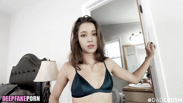 FAKE petite Karina aespa gets cummed 카리나 에스파 가짜 포르노 [PREMIUM]