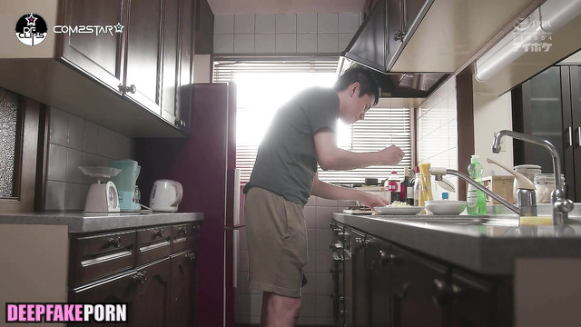 Wonyoung sucks her husband's cock ケー・ポップアイヴ彼女の夫のコックを吸う [PREMIUM]