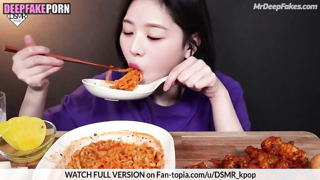 Wonyoung 장원영 eats in ASMR deepfake and looks sexy (아이브 IVE) 딥페이크